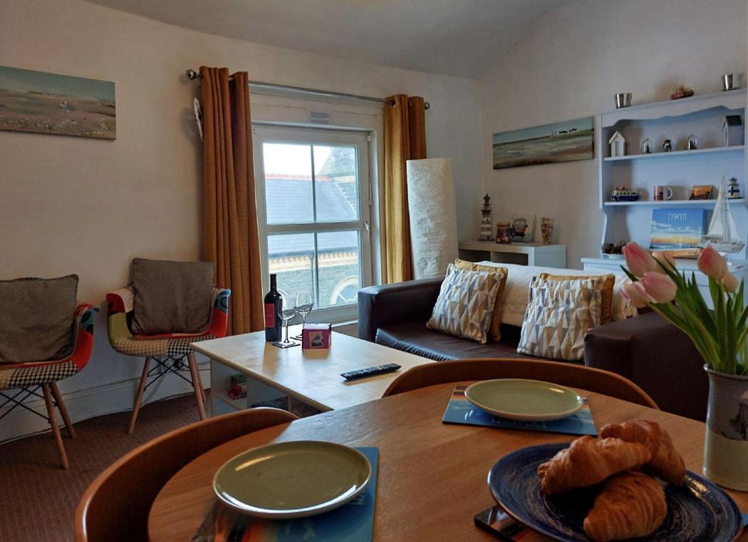 Salt Marsh Apartment ทิวิน ภายนอก รูปภาพ
